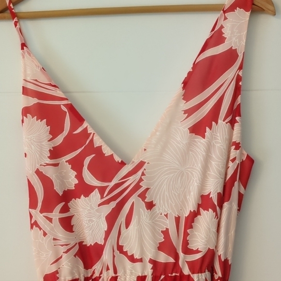 Club Monaco Nahala lightweight Wrap Floral Sleeveless Dress in Red and White 12 - Picture 9 of 10
